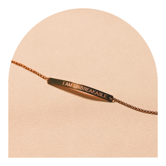 I AM UNBREAKABLE. | STATEMENT BRACELET
